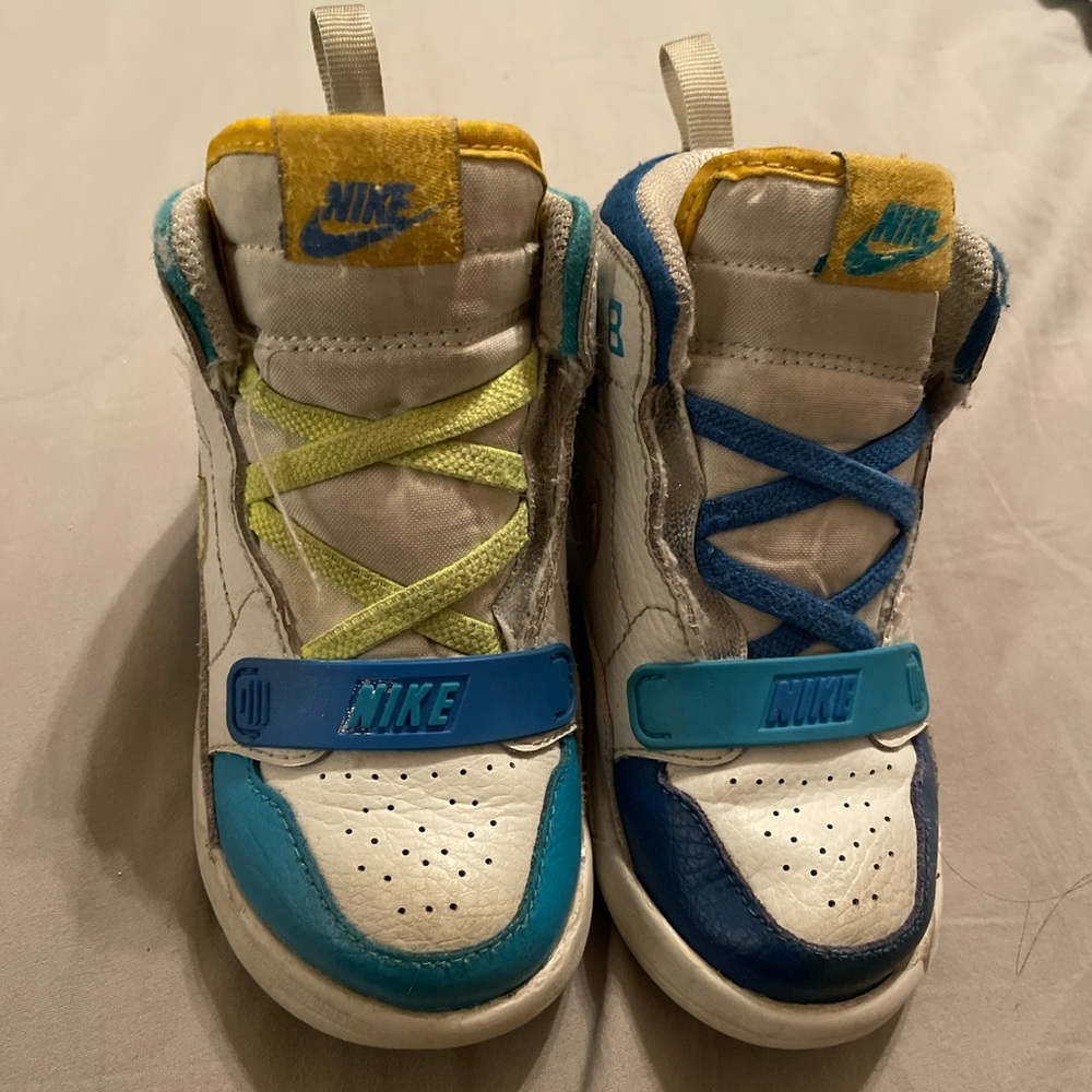 Jordan Legacy 312